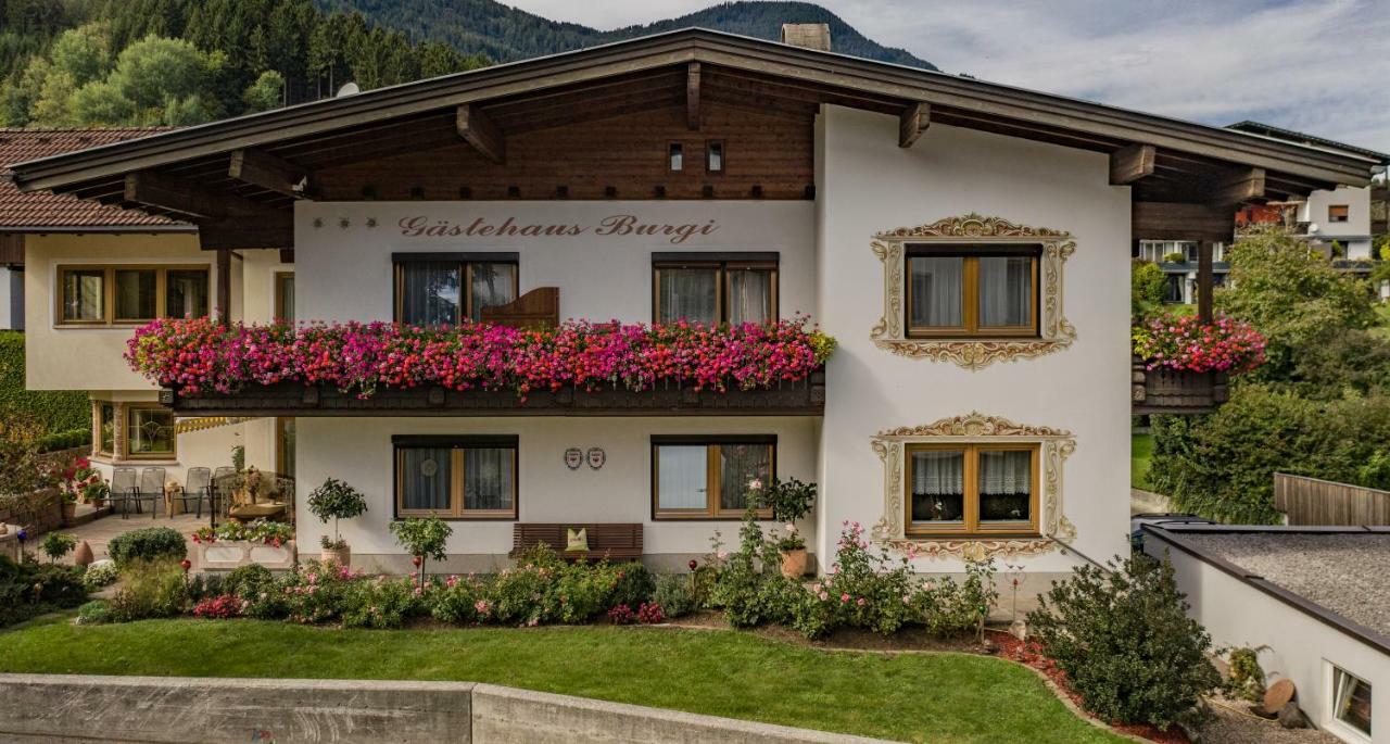 Gaestehaus Burgi Fuegen Luaran gambar
